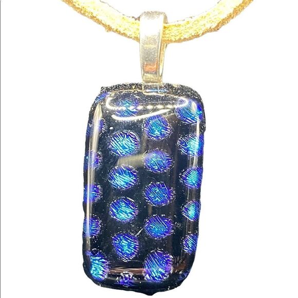 Black with blue check silver bale dichroic pendant on tan suede cord - Picture 6 of 8